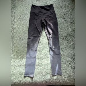 Zyia Active grey ombré leopard print leggings